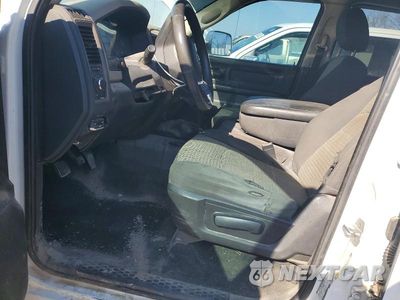 Zdjęcie 7 z 11 samochodu: 2011 DODGE RAM 2500 VIN:3D7UT2CL4BG630036 - miniatura