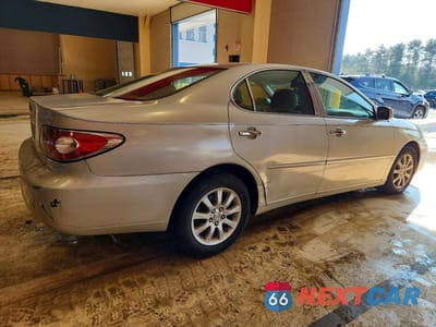 Trzecie zdjęcie samochodu z tyłu: 2004 LEXUS ES 330 VIN:JTHBA30G340018792 - miniatura