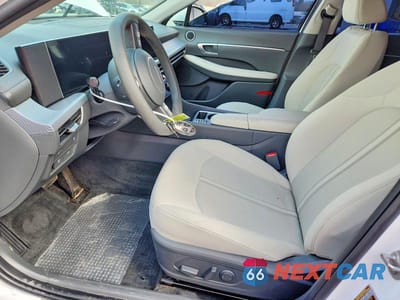 Zdjęcie 7 z 12 samochodu: 2024 HYUNDAI SONATA SEL VIN:KMHL64JA3RA368315 - miniatura