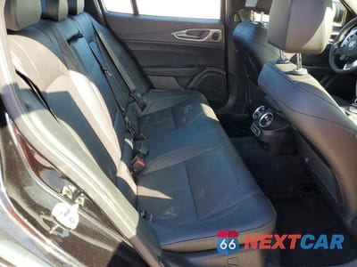 Zdjęcie 10 z 11 samochodu: 2025 ALFA ROMEO GIULIA BASE VIN:ZARFAMAN4S7689811 - miniatura