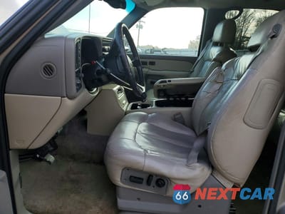 Zdjęcie 7 z 14 samochodu: 2001 CHEVROLET TAHOE K1500 VIN:1GNEK13T31R109679 - miniatura