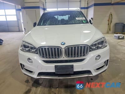 Piąte zdjęcie samochodu w środku: 2017 BMW X5 XDRIVE35I VIN:5UXKR0C35H0V76701 - miniatura