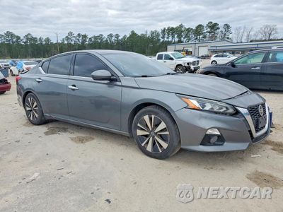 Czwarte zdjęcie samochodu z boku: 2020 NISSAN ALTIMA SL VIN:1N4BL4EV7LC150319 - miniatura