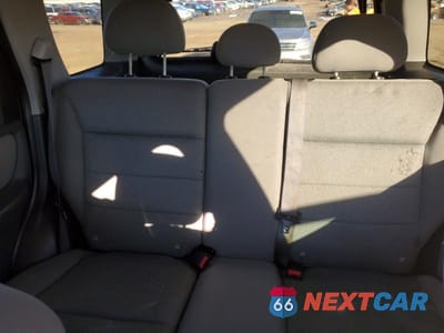 Zdjęcie 10 z 12 samochodu: 2005 FORD ESCAPE XLT VIN:1FMYU93185KA24442 - miniatura