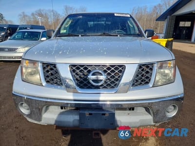 Piąte zdjęcie samochodu w środku: 2005 NISSAN FRONTIER KING CAB LE VIN:1N6AD06U55C445761 - miniatura