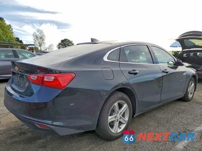 Trzecie zdjęcie samochodu z tyłu: 2020 CHEVROLET MALIBU LS VIN:1G1ZB5ST4LF151679 - miniatura