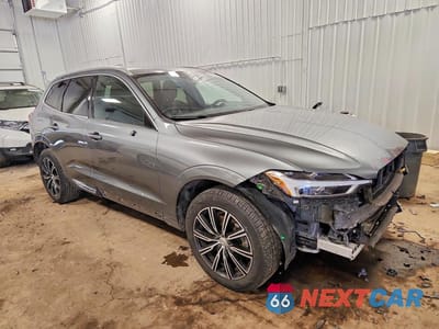 Czwarte zdjęcie samochodu z boku: 2020 VOLVO XC60 T6 INSCRIPTION VIN:YV4A22RL9L1586975 - miniatura