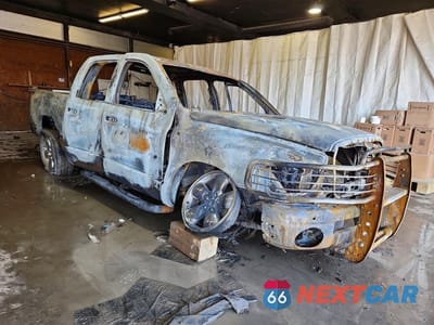 Czwarte zdjęcie samochodu z boku: 2002 DODGE RAM 1500 VIN:1D7HU18Z52J213240 - miniatura