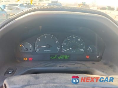 Zdjęcie 9 z 11 samochodu: 2002 LAND ROVER RANGE ROVER 4.6 HSE LONG WHEELBASE VIN:SALPM16492A466633 - miniatura