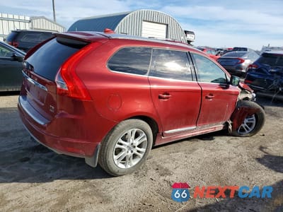 Trzecie zdjęcie samochodu z tyłu: 2016 VOLVO XC60 T5 PREMIER VIN:YV4612RK4G2916876 - miniatura
