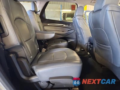 Zdjęcie 11 z 12 samochodu: 2018 BUICK ENCLAVE ESSENCE VIN:5GAERBKW2JJ135423 - miniatura