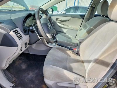 Zdjęcie 7 z 12 samochodu: 2011 TOYOTA COROLLA BASE VIN:2T1BU4EE9BC639706 - miniatura