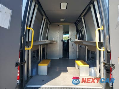 Zdjęcie 10 z 13 samochodu: 2018 MERCEDES-BENZ SPRINTER 2500 VIN:WD3PE7CD4JP631084 - miniatura