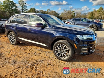 Czwarte zdjęcie samochodu z boku: 2017 AUDI Q7 PREMIUM PLUS VIN:WA1LAAF70HD015326 - miniatura