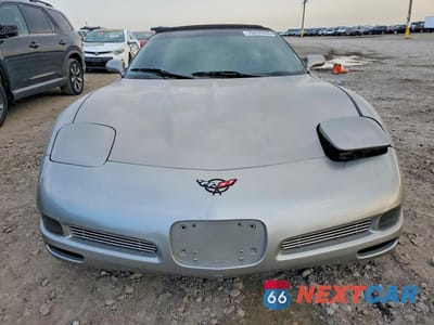 Piąte zdjęcie samochodu w środku: 1998 CHEV CORVETTE VIN:1G1YY32G8W5113691 - miniatura