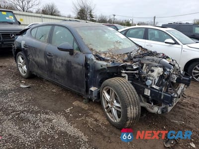 Czwarte zdjęcie samochodu z boku: 2016 PORSCHE PANAMERA 2 VIN:WP0AA2A74GL004425 - miniatura