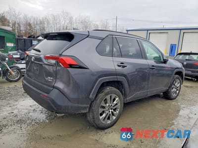 Trzecie zdjęcie samochodu z tyłu: 2024 TOYOTA RAV4 XLE PREMIUM VIN:2T3A1RFV3RC396427 - miniatura
