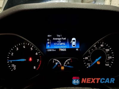Zdjęcie 9 z 12 samochodu: 2017 FORD FOCUS SE VIN:1FADP3FE7HL275849 - miniatura