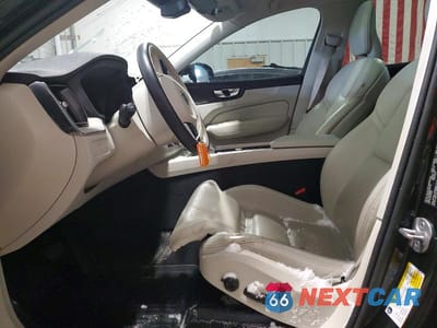 Zdjęcie 7 z 13 samochodu: 2023 VOLVO XC60 ULTIMATE VIN:YV4L12RA2P1204138 - miniatura