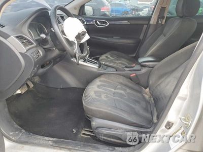 Zdjęcie 7 z 12 samochodu: 2019 NISSAN SENTRA S VIN:3N1AB7APXKY247573 - miniatura