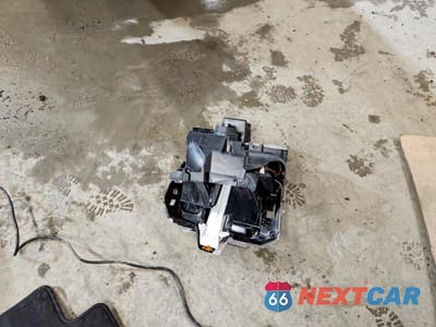 Zdjęcie 12 z 12 samochodu: 2024 FORD F150 STX VIN:1FTFW2L54RKF45146 - miniatura