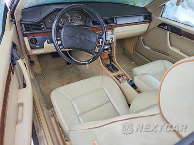 Zdjęcie 8 z 11 samochodu: 1990 MERCEDES-BENZ 300 CE VIN:WDBEA51E0LB264868 - miniatura