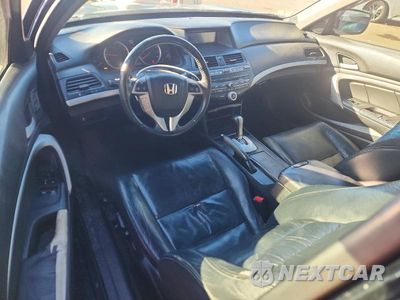 Zdjęcie 8 z 12 samochodu: 2011 HONDA ACCORD EXL VIN:1HGCS2B83BA001468 - miniatura