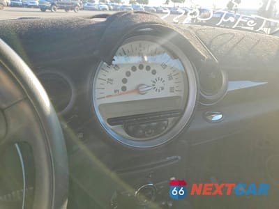 Zdjęcie 9 z 12 samochodu: 2011 MINI COOPER S VIN:WMWSV3C56BTY13862 - miniatura