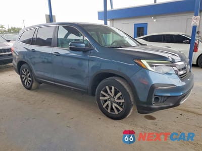 Czwarte zdjęcie samochodu z boku: 2021 HONDA PILOT EX VIN:5FNYF5H32MB033036 - miniatura