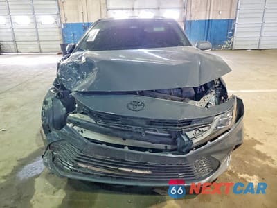 Piąte zdjęcie samochodu w środku: 2025 TOYOTA CAMRY XLE VIN:4T1DBADK1SU013828 - miniatura