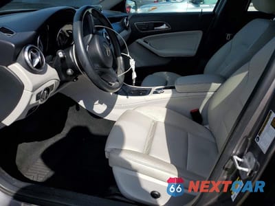 Zdjęcie 7 z 11 samochodu: 2017 MERCEDES-BENZ GLA 250 4MATIC VIN:WDCTG4GB2HJ304714 - miniatura