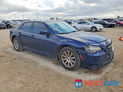 Czwarte zdjęcie samochodu z boku: 2015 CHRYSLER 300 S VIN:2C3CCABGXFH736005 - miniatura