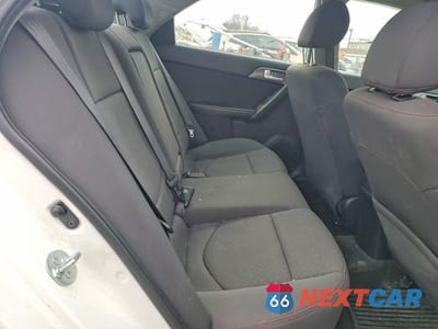 Zdjęcie 10 z 11 samochodu: 2012 KIA FORTE SX VIN:KNAFW4A32C5497355 - miniatura