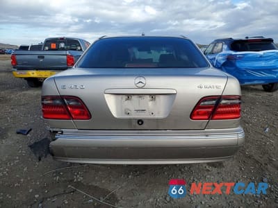 Zdjęcie 6 z 12 samochodu: 2001 MERCEDES-BENZ E 430 VIN:WDBJF83J61X050690 - miniatura