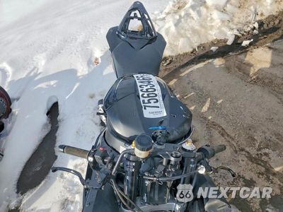 Piąte zdjęcie samochodu w środku: 2011 YAMAHA YZFR6 VIN:JYARJ16E8BA021572 - miniatura