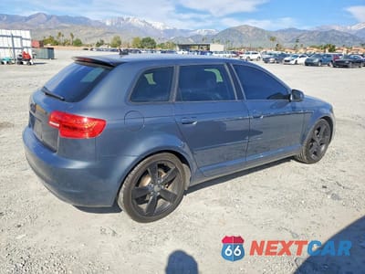 Trzecie zdjęcie samochodu z tyłu: 2013 AUDI A3 PREMIUM PLUS VIN:WAUMFAFM9DA033835 - miniatura