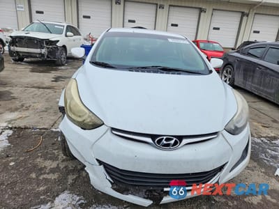 Piąte zdjęcie samochodu w środku: 2015 HYUNDAI ELANTRA SE VIN:5NPDH4AE8FH565197 - miniatura