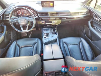 Zdjęcie 8 z 12 samochodu: 2018 AUDI Q7 VIN:WA1VAAF71JD039035 - miniatura