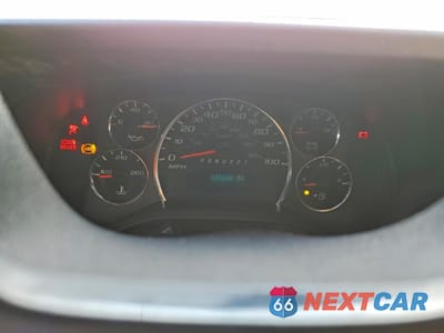 Zdjęcie 9 z 13 samochodu: 2008 GMC SAVANA 3500 DELIVERY VAN VIN:1GTHG39C681102275 - miniatura