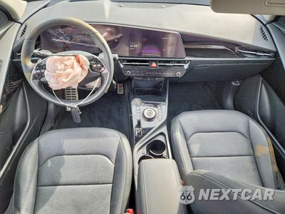 Zdjęcie 8 z 13 samochodu: 2024 KIA NIRO EV WAVE VIN:KNDCT3L12R5082520 - miniatura