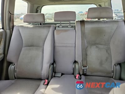 Zdjęcie 10 z 14 samochodu: 2004 TOYOTA HIGHLANDER BASE VIN:JTEDD21A540094239 - miniatura