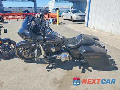Trzecie zdjęcie samochodu z tyłu: 2016 HARLEY-DAVIDSON FLTRXS ROAD GLIDE SPECIAL VIN:1HD1KTM3XGB636099 - miniatura