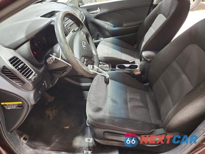 Zdjęcie 7 z 12 samochodu: 2018 KIA FORTE LX VIN:3KPFK4A70JE258387 - miniatura