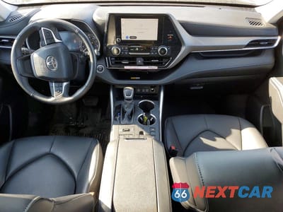 Zdjęcie 8 z 12 samochodu: 2024 TOYOTA HIGHLANDER XLE VIN:5TDKDRBHXRS550529 - miniatura