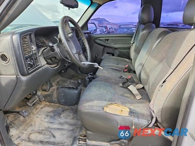 Zdjęcie 7 z 12 samochodu: 2005 CHEVROLET SILVERADO K1500 VIN:1GCEK14T15Z299365 - miniatura