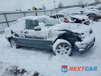 Czwarte zdjęcie samochodu z boku: 2003 BMW 325 XI VIN:WBAEU334X3PM56994 - miniatura