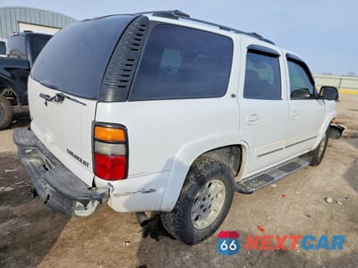 Trzecie zdjęcie samochodu z tyłu: 2004 CHEVROLET TAHOE K1500 VIN:1GNEK13Z44R306479 - miniatura