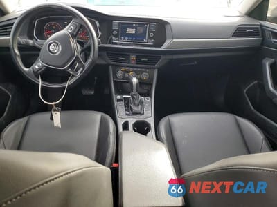 Zdjęcie 8 z 12 samochodu: 2019 VOLKSWAGEN JETTA S VIN:3VWC57BU0KM260810 - miniatura