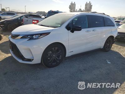 2021 TOYOTA SIENNA XSE 7-PASSENGER 5TDXRKEC0MS015040 - główne zdjęcie licytacji z USA - miniatura