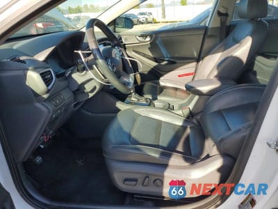 Zdjęcie 7 z 12 samochodu: 2018 HYUNDAI IONIQ LIMITED VIN:KMHC85LC3JU064144 - miniatura